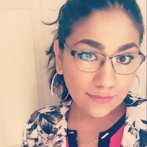 Meet your Posher, Yasmin