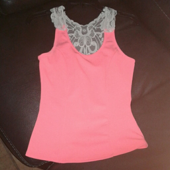 Blouse For Spring time. - Picture 2 of 2