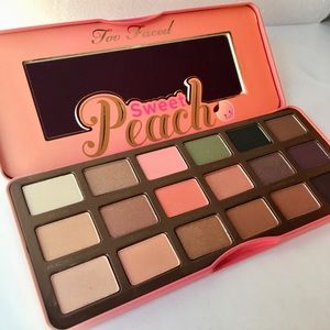Toofaced sweet peach palette
