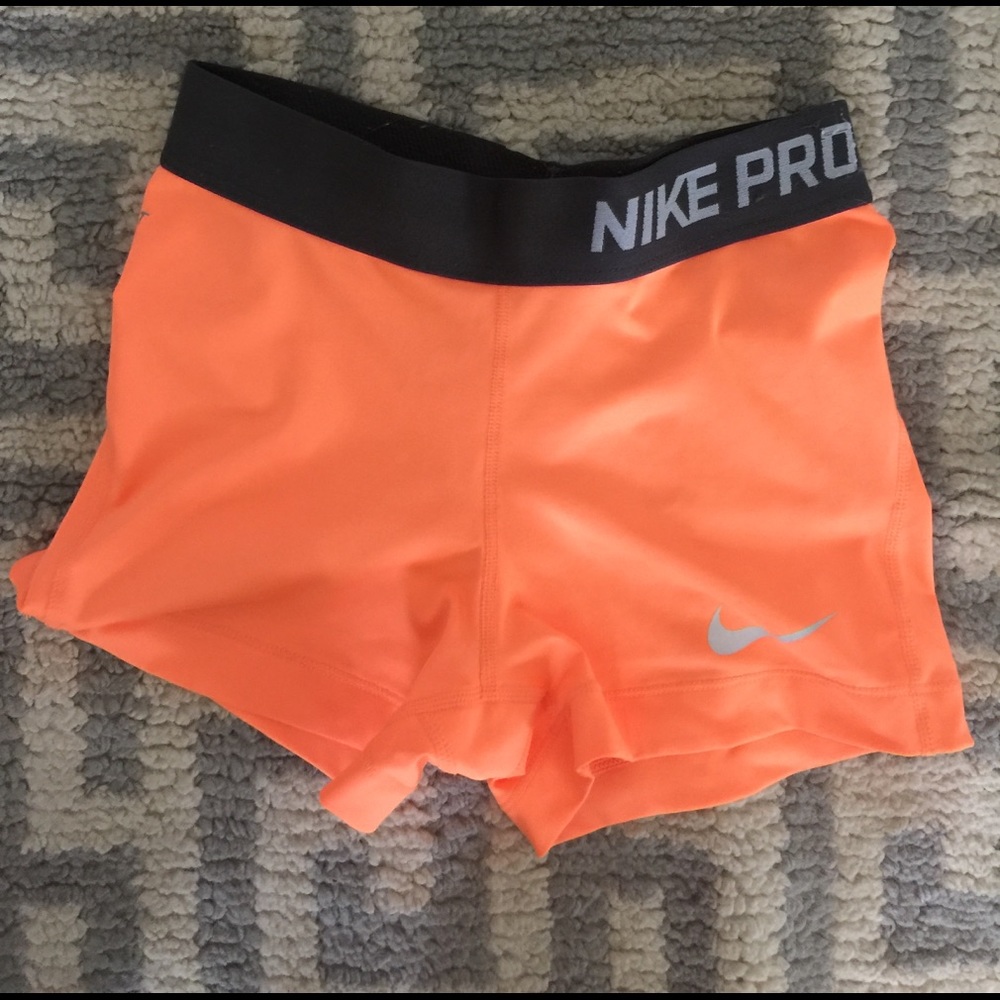 Nike Pro dri fit short XS