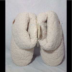 Sonoma Life & Style Sherpa slippers