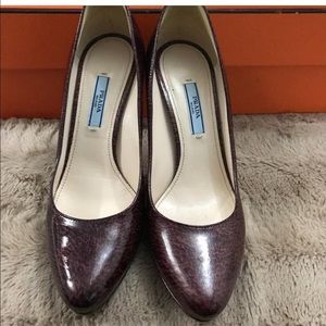 Prada heels sold ❌
