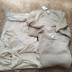 16 items Maternity lot small **make offers**