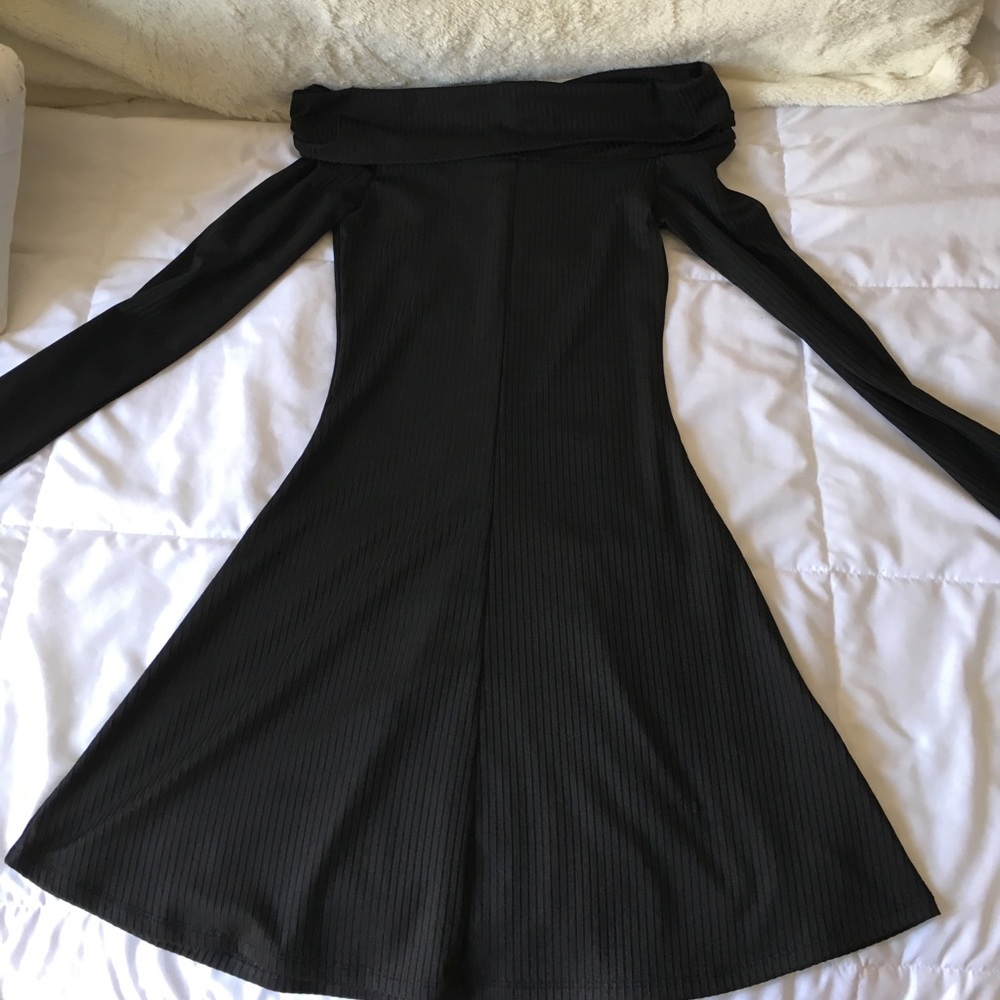 Over the shoulders Dress