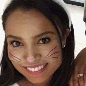 Meet your Posher, Ariana