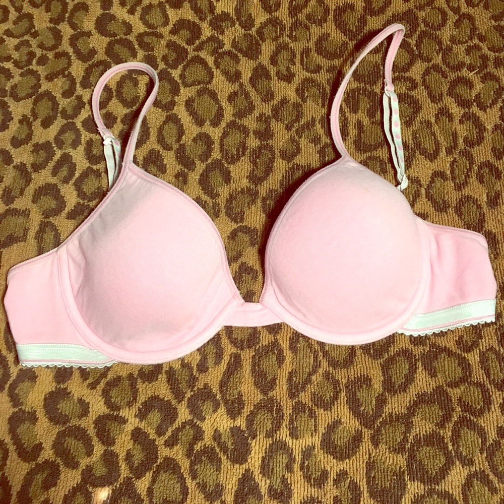 PINK VICTORIAS SECRET VTG CRISS CROSS BRA SPORT