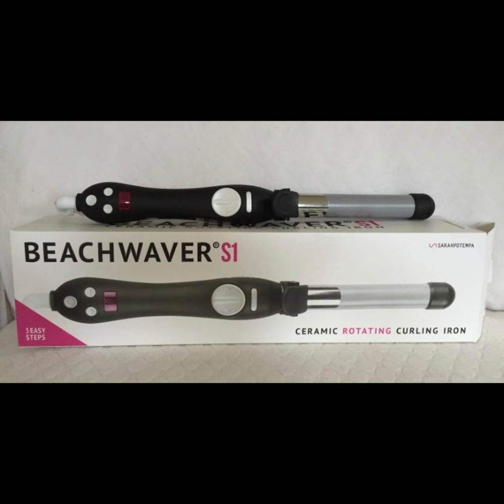 BNIB- Beachwaver S1 Curling Iron