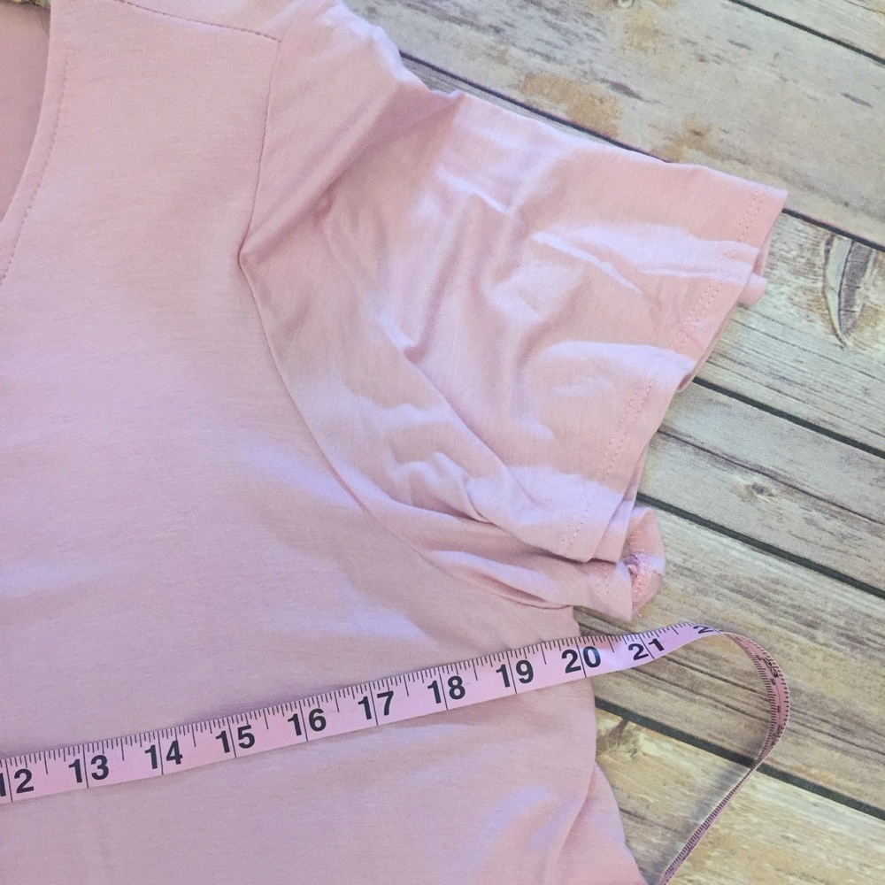 Last 1!!! 2X-3X Criss Cross Neckline Top - Blush - Picture 6 of 6