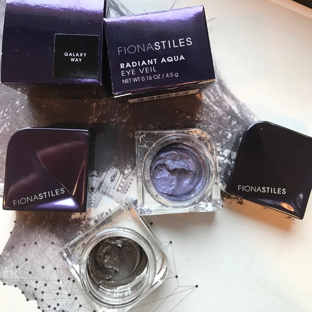 Fiona Stiles Radiant Eye Veil in Baltic/Galaxy Way