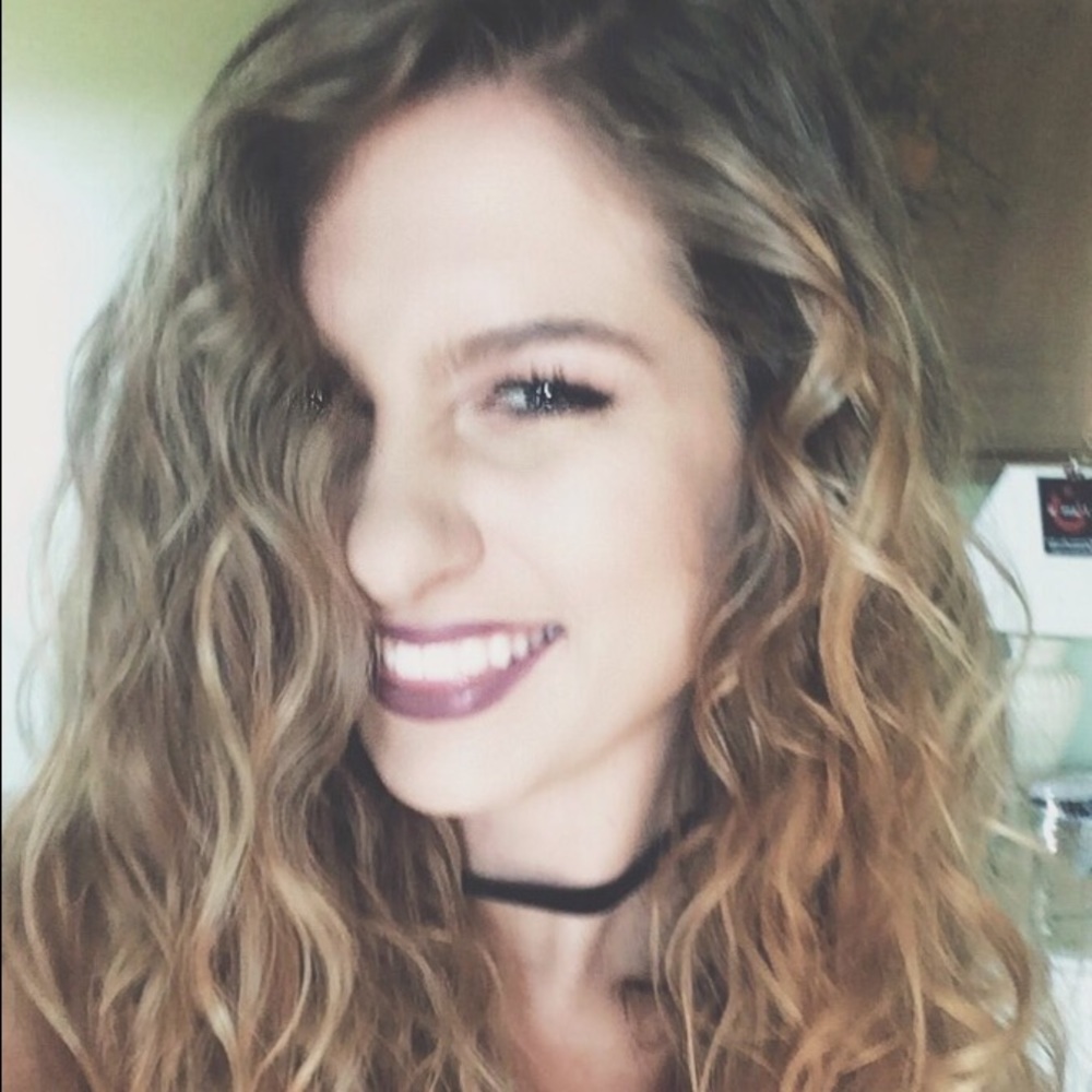 Meet your Posher, Rebecca