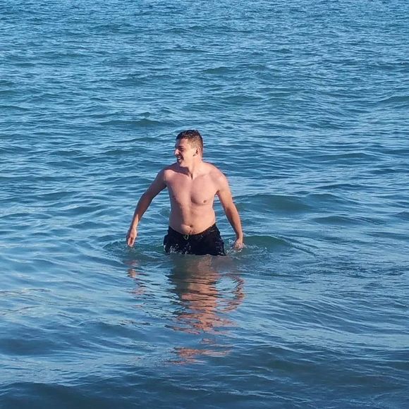 Meet your Posher, Razvi - Picture 1 of 1