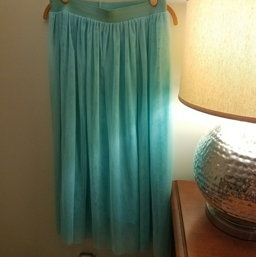 Tulle midi skirt