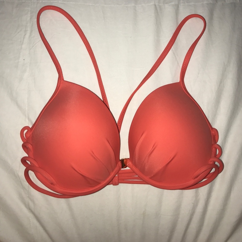 Orange VS bikini top