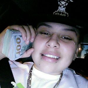 Meet your Posher, Alondra