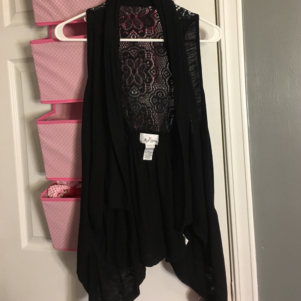Vest/shrug