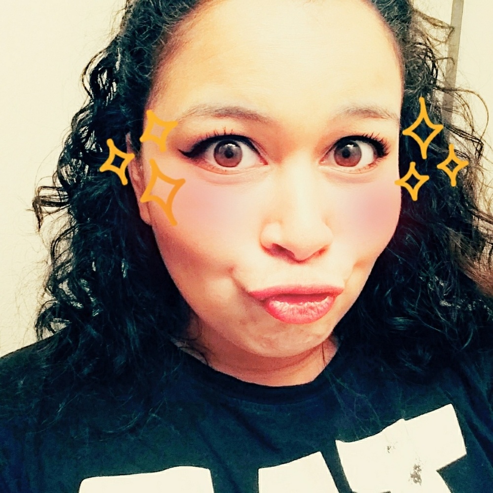 Meet your Posher, Stephanie