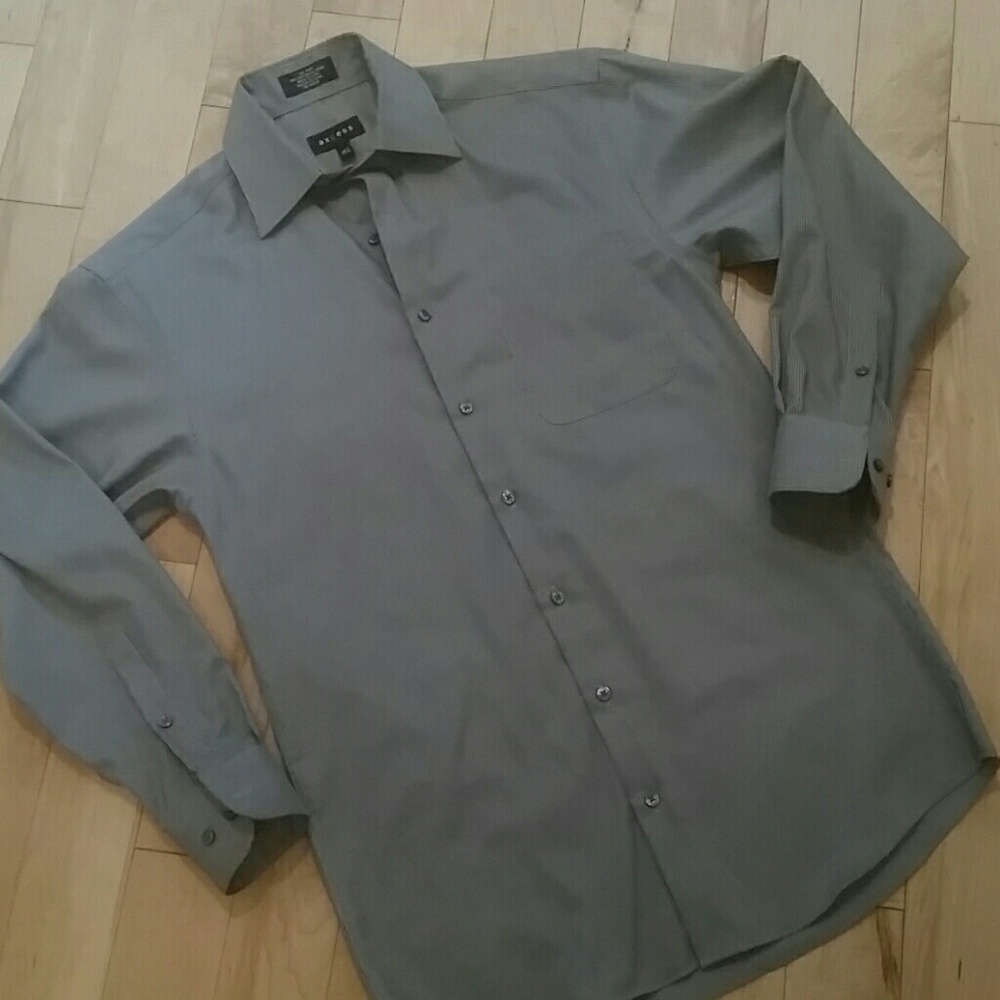 Axcess Button Down