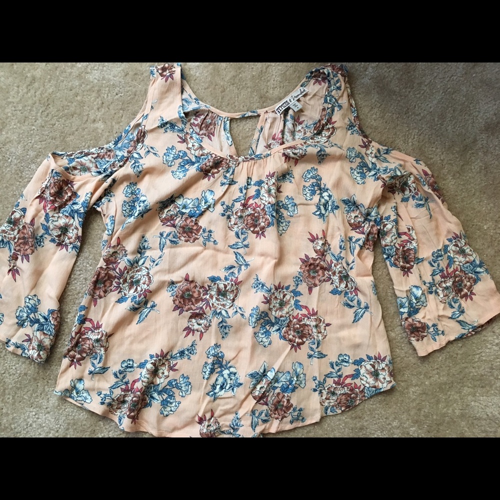 Floral Shoulder Top NWT