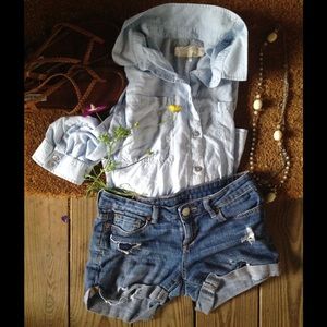 Hi-Lo Flowy Chambray Top