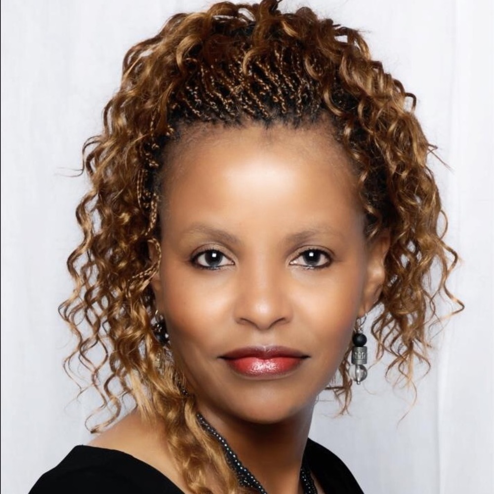 Meet your Posher, Linda