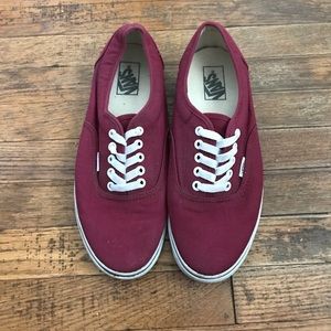Men's 9/Women's 10.5 maroon vans