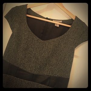 Ladies H&M tweed pattern dress