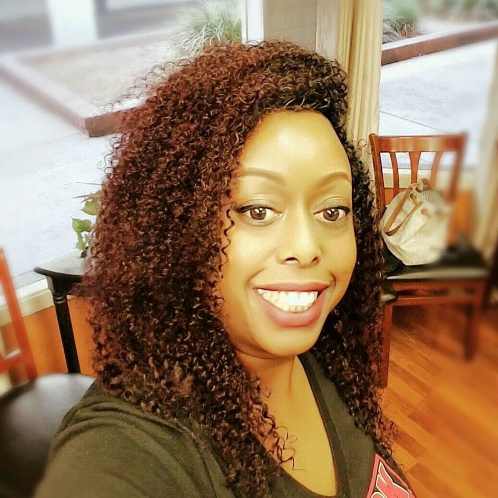 Meet your Posher, Lynette
