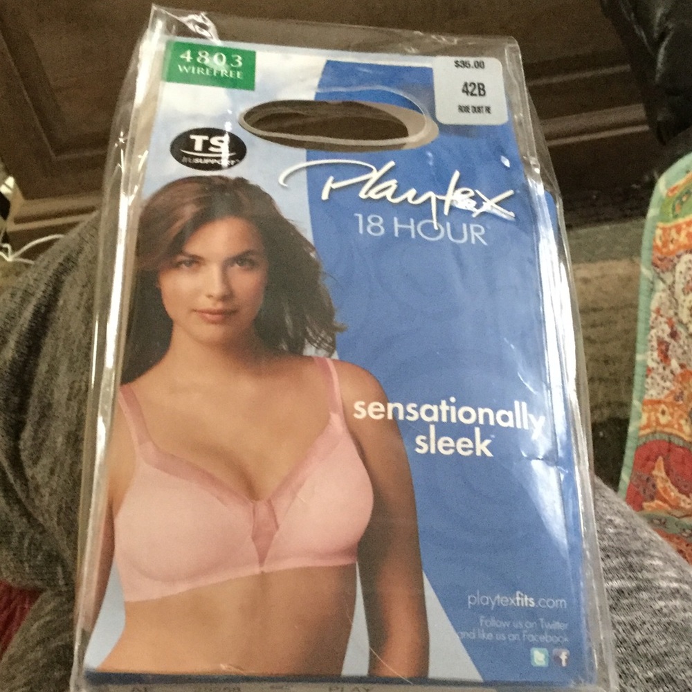 18 playtex BNWT bra