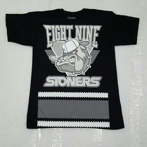 Eight nine T shirt small, m