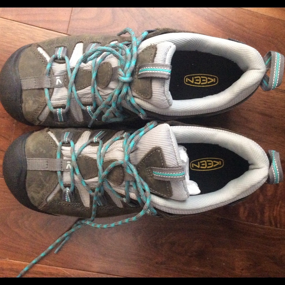 Keen hiking shoes