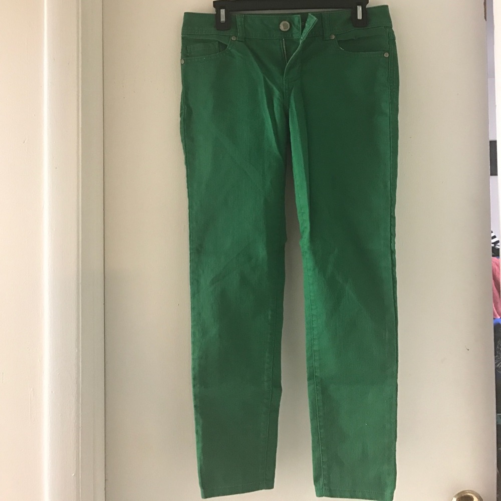 Green skinny jeans