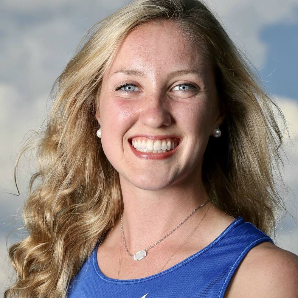 Meet your Posher, Caitlin