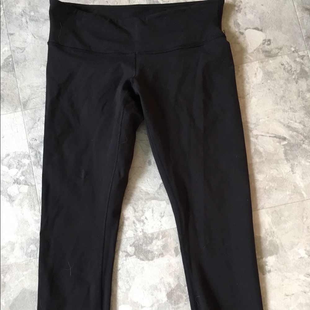 Lululemon Capri pants