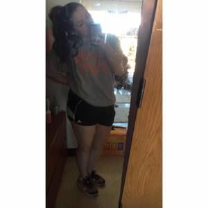 Meet your Posher, Kelli