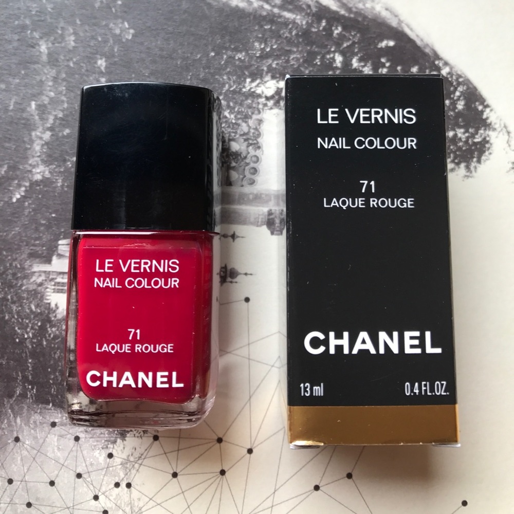 CHANEL Le Vernis 71 Laque Rouge