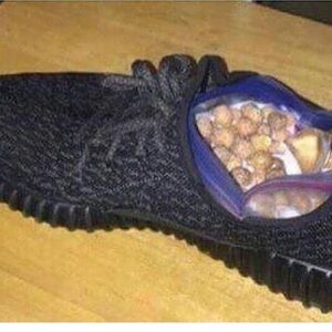 Meet your Posher, Moises