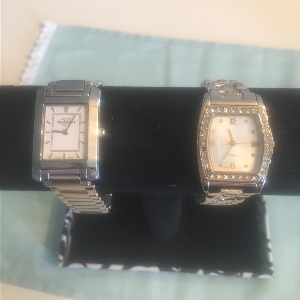 Watches(2). Silver. Silver/Gold.