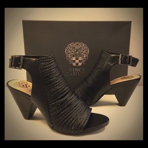 Vince Camuto Entik Sandal