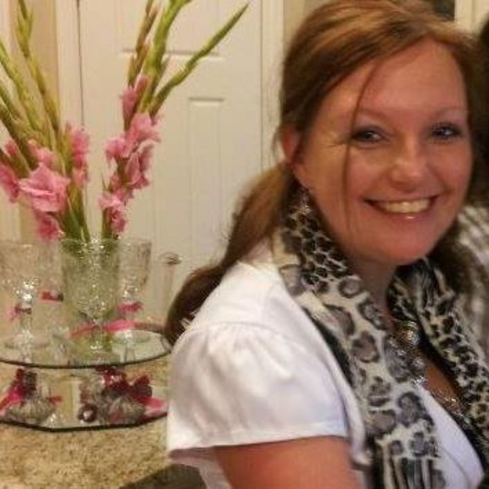 Meet your Posher, Dee