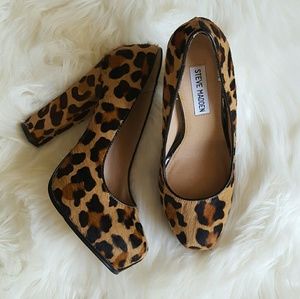 Steve Madden Sarina-L Cheetah Platform Pumps