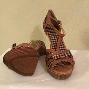 Jessica Simpson plaid platform heels