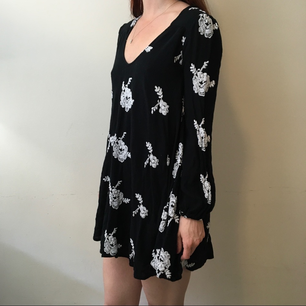 FREE PEOPLE Black Embroidered Gypsy Mini Dress - Picture 4 of 5