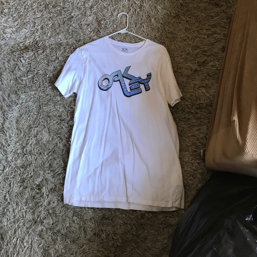 Oakley Shirt