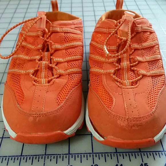 Ladies shoes - Picture 2 of 3