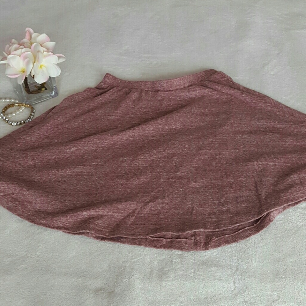 Reddish brown skirt XS