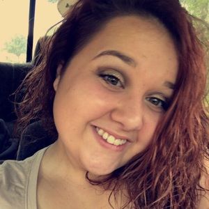 Meet your Posher, Lea