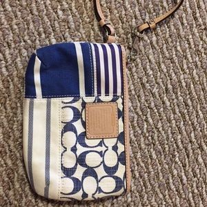 Coach wristlet. Authentic. Like new