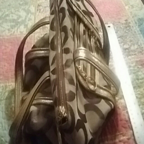 Coach shoulder bag - Picture 4 of 8