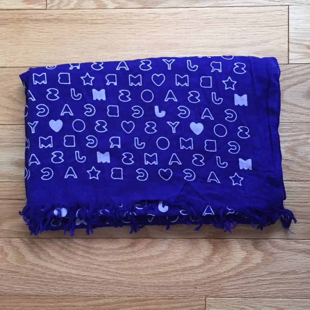 NWOT Marc Jacobs Light Spring Blanket Scarf