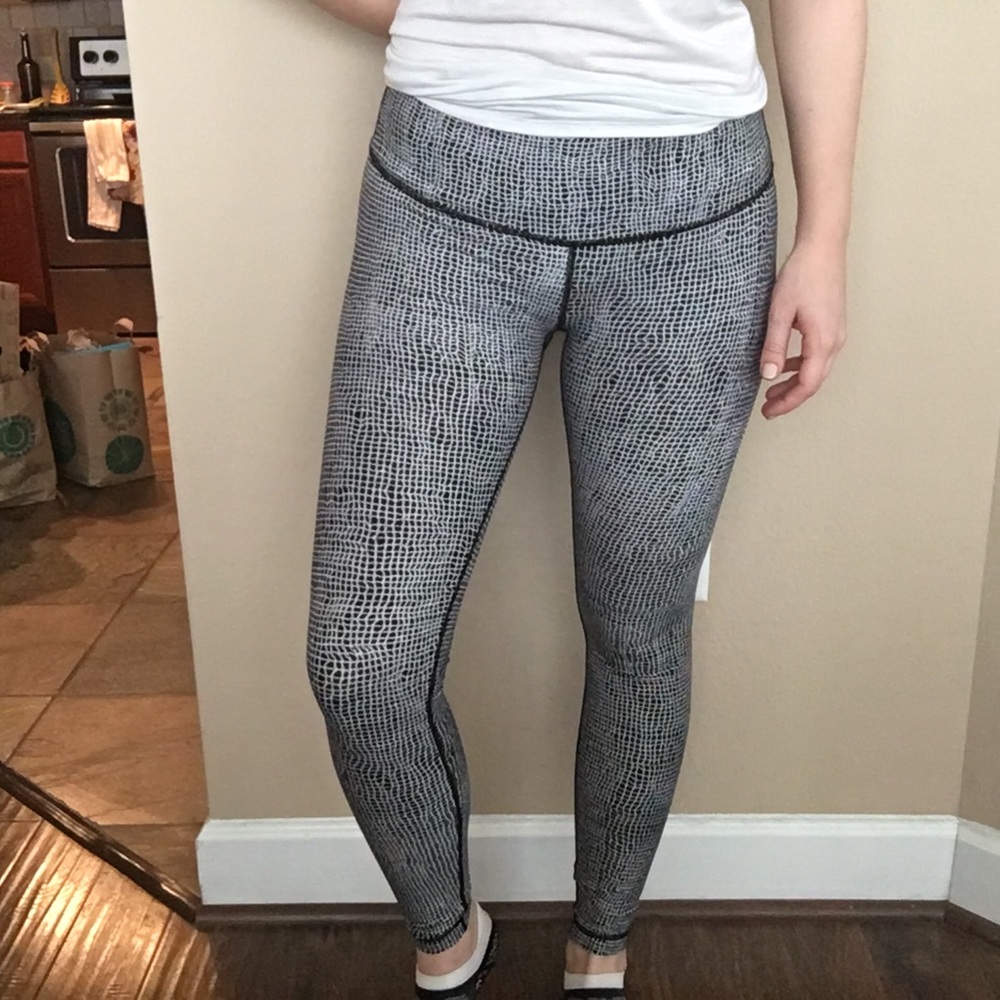 Lululemon Wunder Under pants